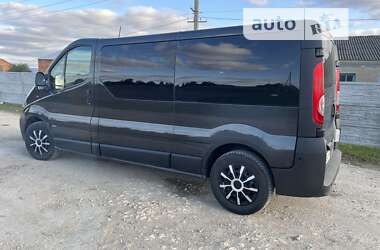 Минивэн Opel Vivaro 2011 в Новой Ушице