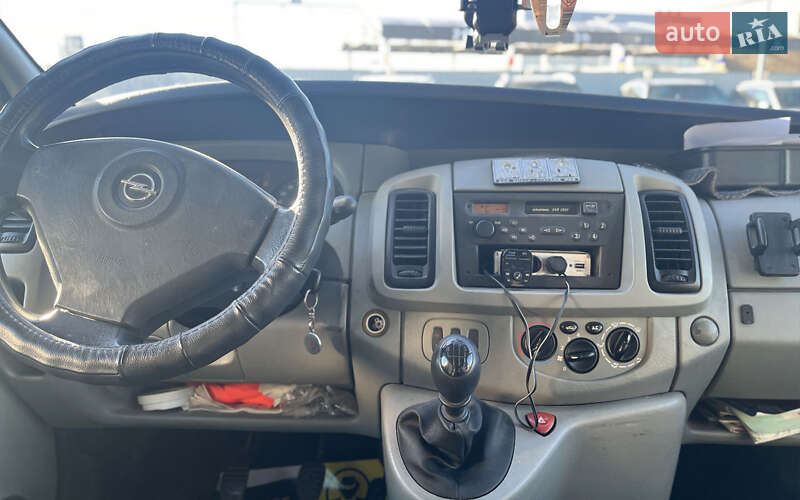 Минивэн Opel Vivaro 2006 в Мукачево