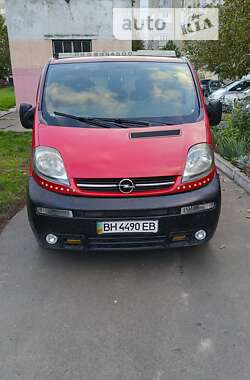 Мінівен Opel Vivaro 2004 в Одесі