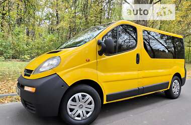 Мінівен Opel Vivaro 2004 в Києві