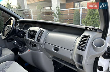 Грузовой фургон Opel Vivaro 2005 в 