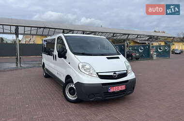 Мінівен Opel Vivaro 2014 в Рівному