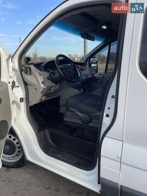 Мінівен Opel Vivaro 2013 в Слов'янську