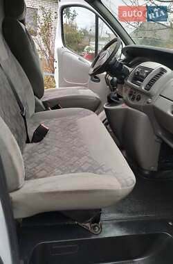 Грузовой фургон Opel Vivaro 2005 в 