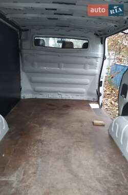 Грузовой фургон Opel Vivaro 2005 в 