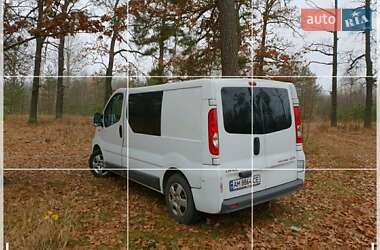 Минивэн Opel Vivaro 2012 в 