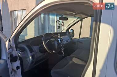 Минивэн Opel Vivaro 2003 в 