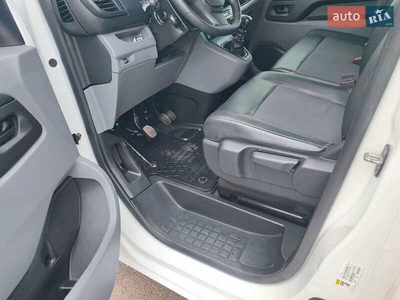 Грузовой фургон Opel Vivaro 2020 в Дубно