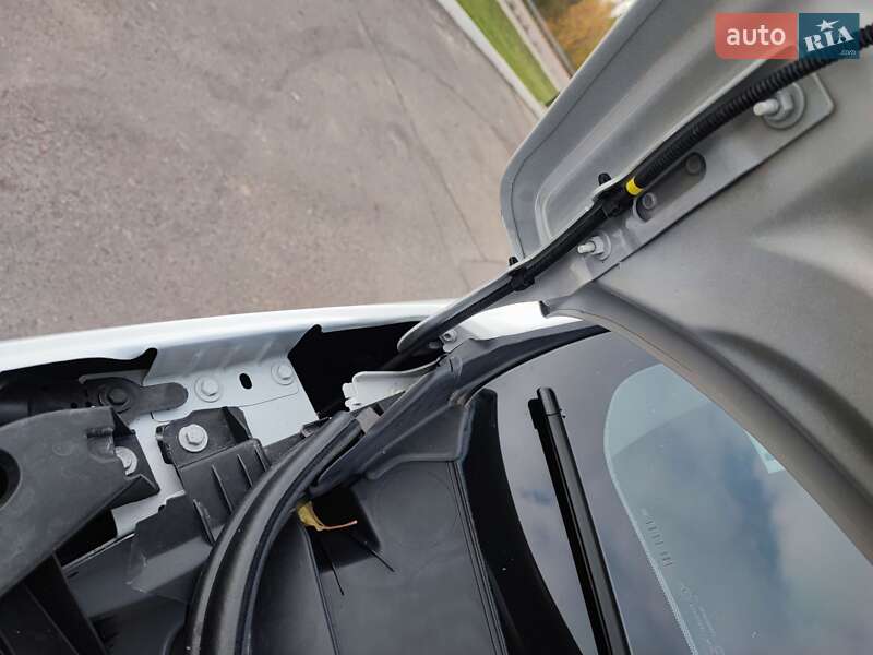 Грузовой фургон Opel Vivaro 2020 в Дубно