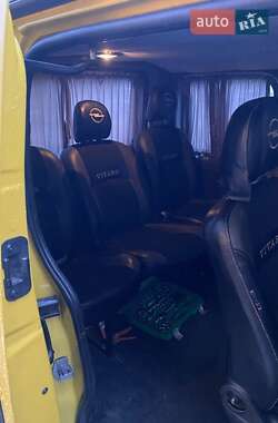 Минивэн Opel Vivaro 2004 в Киеве