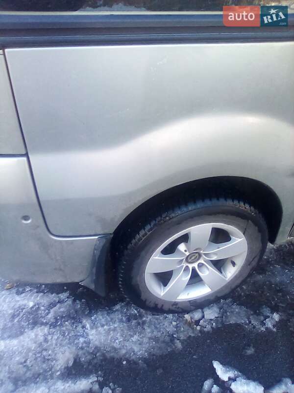 Минивэн Opel Vivaro 2010 в Фастове