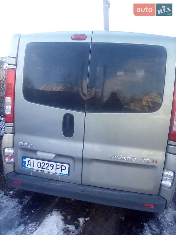 Минивэн Opel Vivaro 2010 в Фастове