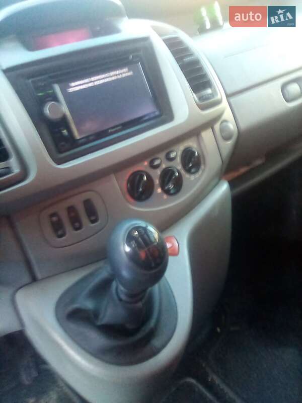 Минивэн Opel Vivaro 2010 в Фастове