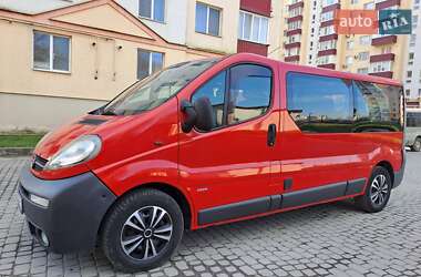 Минивэн Opel Vivaro 2004 в Каменец-Подольском