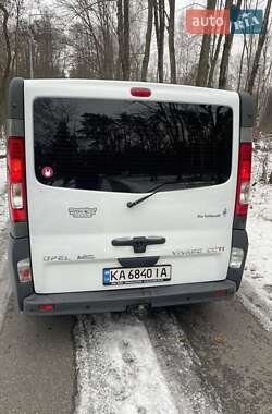 Грузовой фургон Opel Vivaro 2011 в Киеве