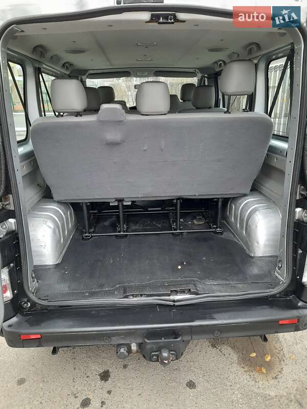 Минивэн Opel Vivaro 2011 в Одессе