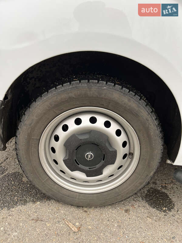 Минивэн Opel Vivaro 2011 в Подольске