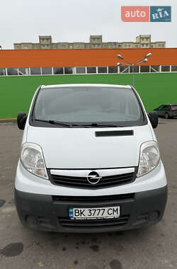 Вантажний фургон Opel Vivaro 2012 в Рівному