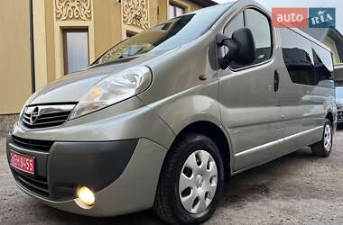 Минивэн Opel Vivaro 2012 в Львове