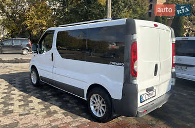 Мінівен Opel Vivaro 2007 в Чернівцях