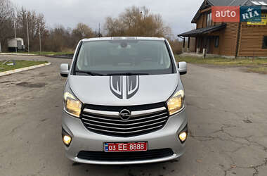 Минивэн Opel Vivaro 2017 в Дубно