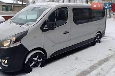 Минивэн Opel Vivaro 2015 в Житомире