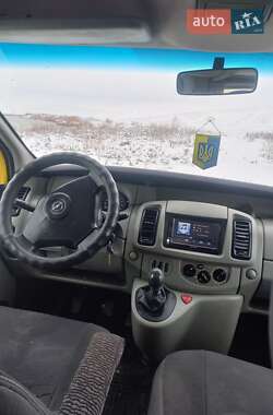 Мінівен Opel Vivaro 2004 в Хоросткові