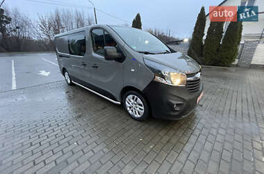 Минивэн Opel Vivaro 2015 в Луцке