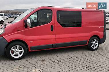 Минивэн Opel Vivaro 2002 в Черновцах