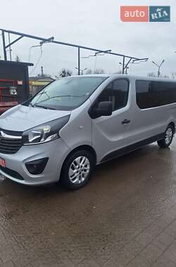 Мінівен Opel Vivaro 2015 в Івано-Франківську