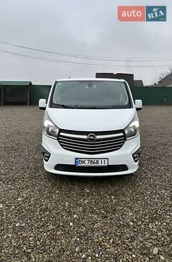 Мінівен Opel Vivaro 2016 в Дубні