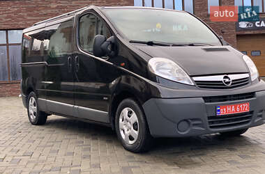 Мінівен Opel Vivaro 2014 в Рівному