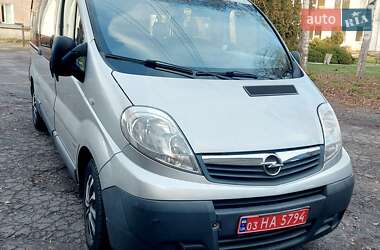 Мінівен Opel Vivaro 2014 в Луцьку