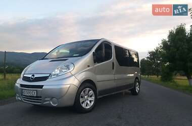 Мінівен Opel Vivaro 2008 в Сваляві