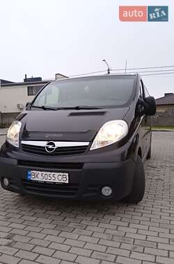 Мінівен Opel Vivaro 2013 в Рівному