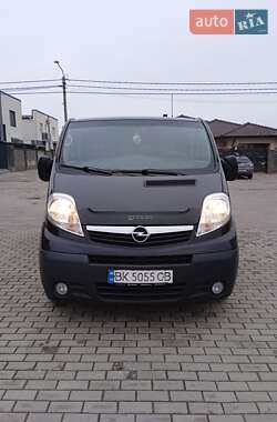 Мінівен Opel Vivaro 2013 в Рівному