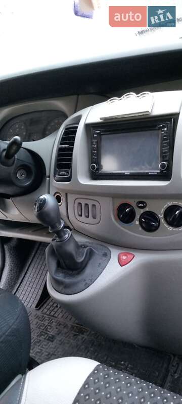 Минивэн Opel Vivaro 2006 в Камне-Каширском