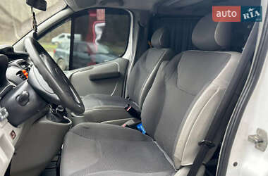 Минивэн Opel Vivaro 2010 в 