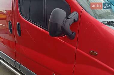 Грузовой фургон Opel Vivaro 2011 в Хусте