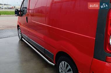 Грузовой фургон Opel Vivaro 2011 в Хусте