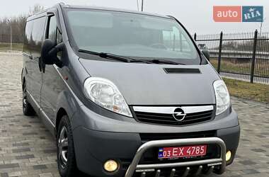 Минивэн Opel Vivaro 2013 в Львове