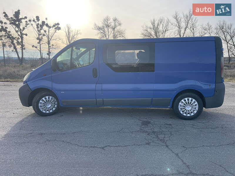 Минивэн Opel Vivaro 2002 в Лысянке