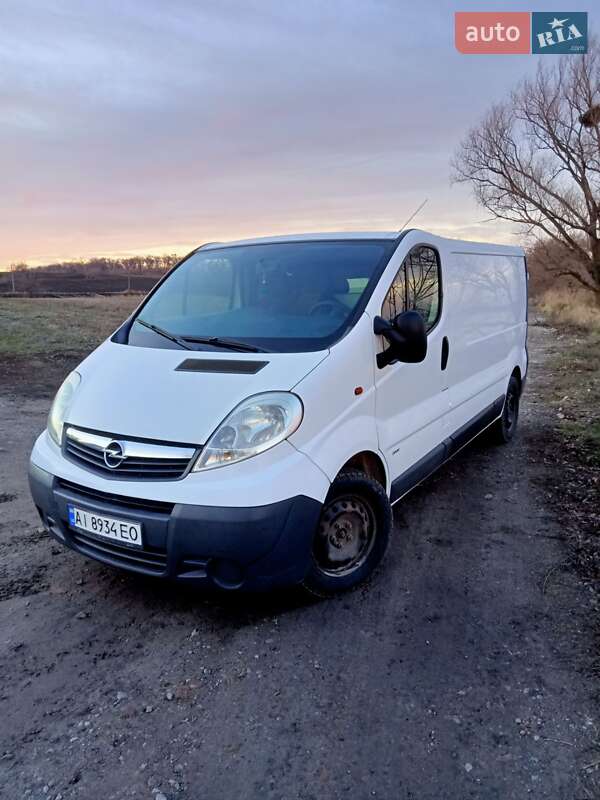 Грузовой фургон Opel Vivaro 2010 в Белой Церкви