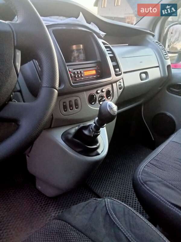 Грузовой фургон Opel Vivaro 2010 в Белой Церкви