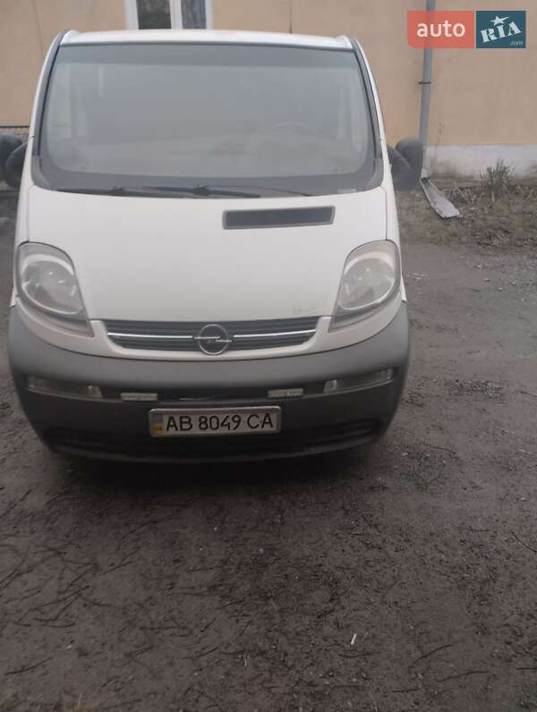 Минивэн Opel Vivaro 2005 в Гайсине