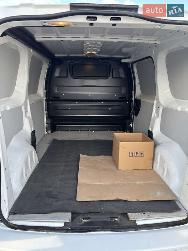 Грузовой фургон Opel Vivaro 2020 в Львове