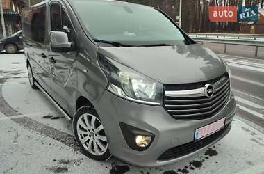 Минивэн Opel Vivaro 2015 в Дубно