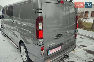 Минивэн Opel Vivaro 2015 в Дубно