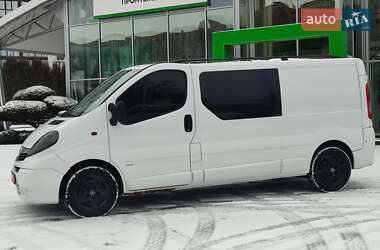 Минивэн Opel Vivaro 2014 в Луцке