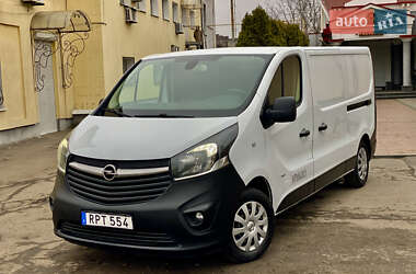 Вантажний фургон Opel Vivaro 2015 в Полтаві